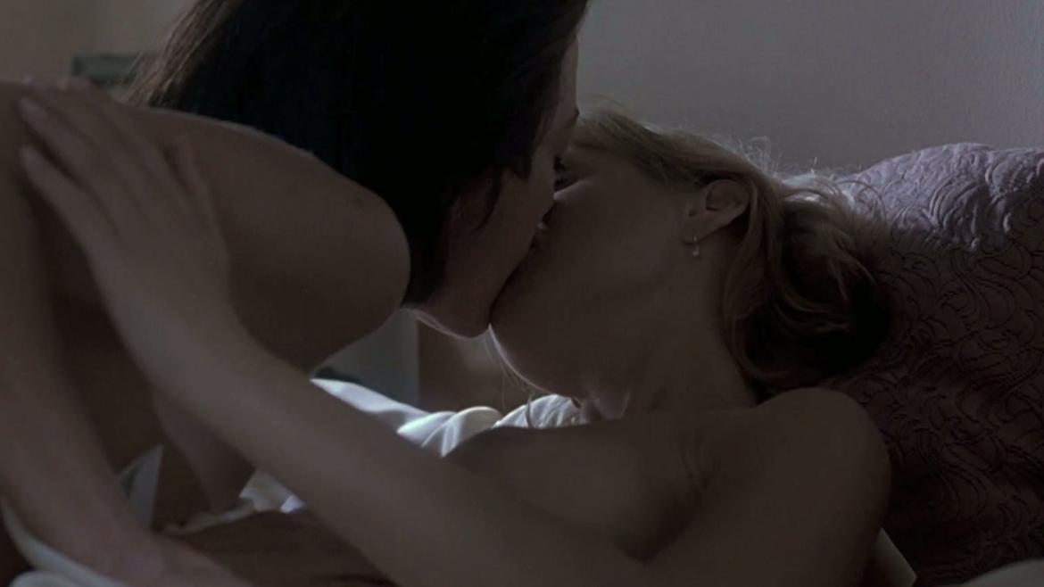 Olivia d'Abo, Lora Zane, Laila Robins in Live Nude Girls (1995) Breasts Underwear Breasts Butt 189027