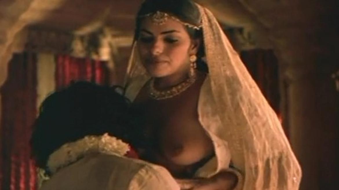 Tara, the Queen from Kama Sutra: A Tale of Love Naked. Breasts, Butt, bush, lesbian. 179975