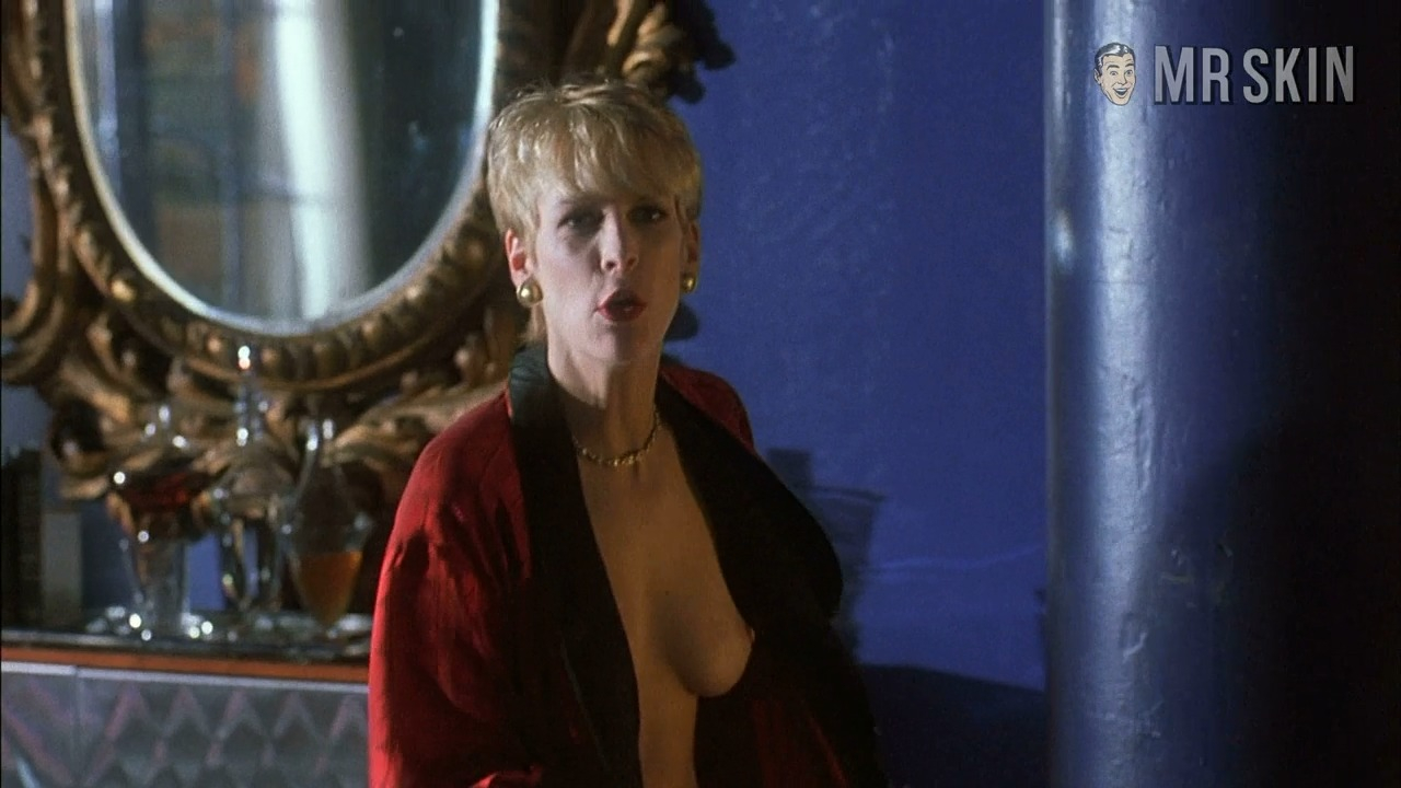 Jamie Lee Curtis Nude as Judith 'Jude' Madigan. Breasts, butt, sexy. 195032