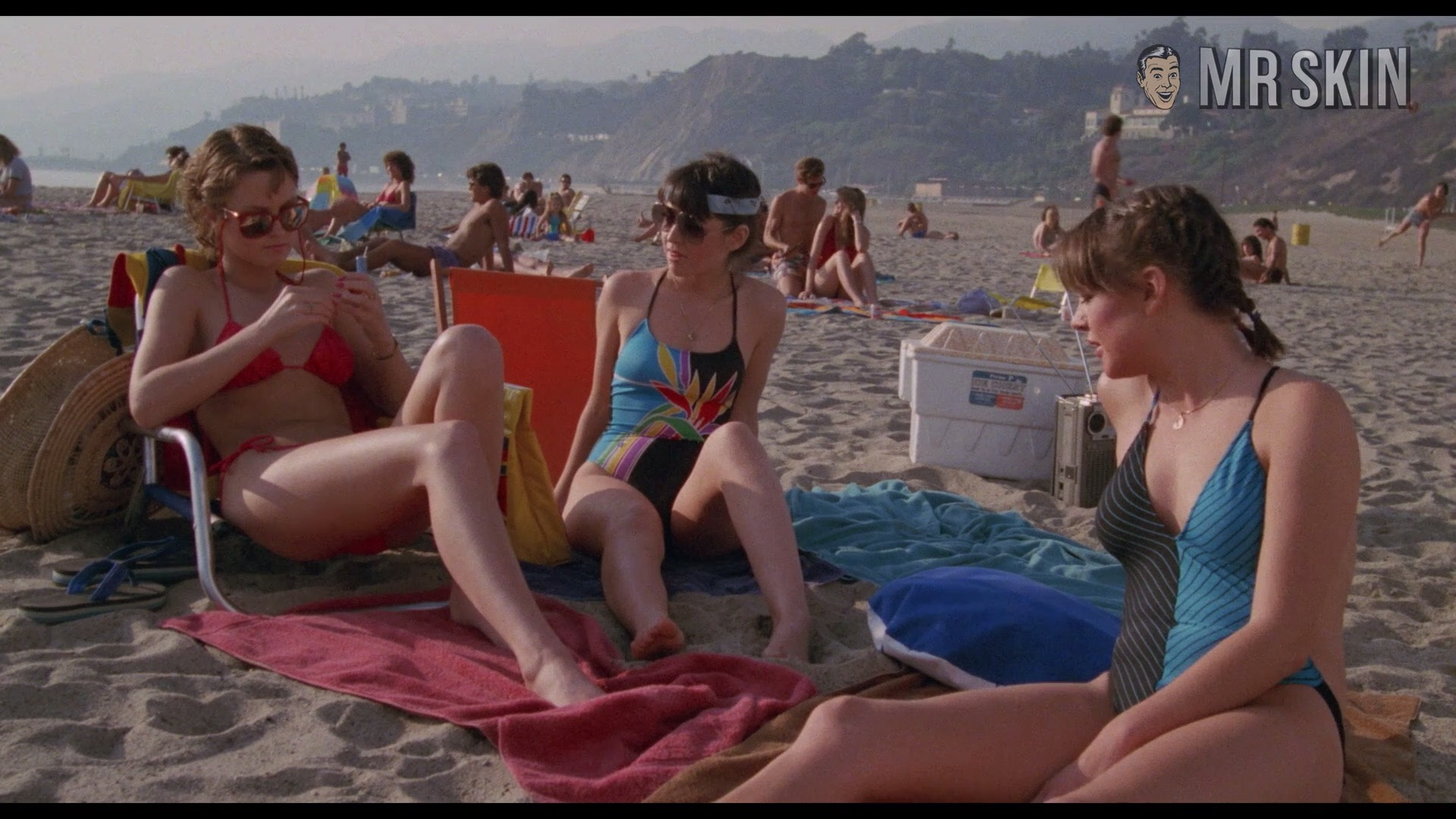 Elizabeth Daily, Deborah Foreman, Michelle Meyrink, Heidi Holicker in Valley Girl (1983) Bikini Sexy Bikini Breasts 272086