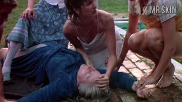 Jodi Draigie, Ellen Dorsher, Harley Jane Kozak in The House on Sorority Row (1983) Bikini Right Nipslip Sexy Bikini Breasts 298506