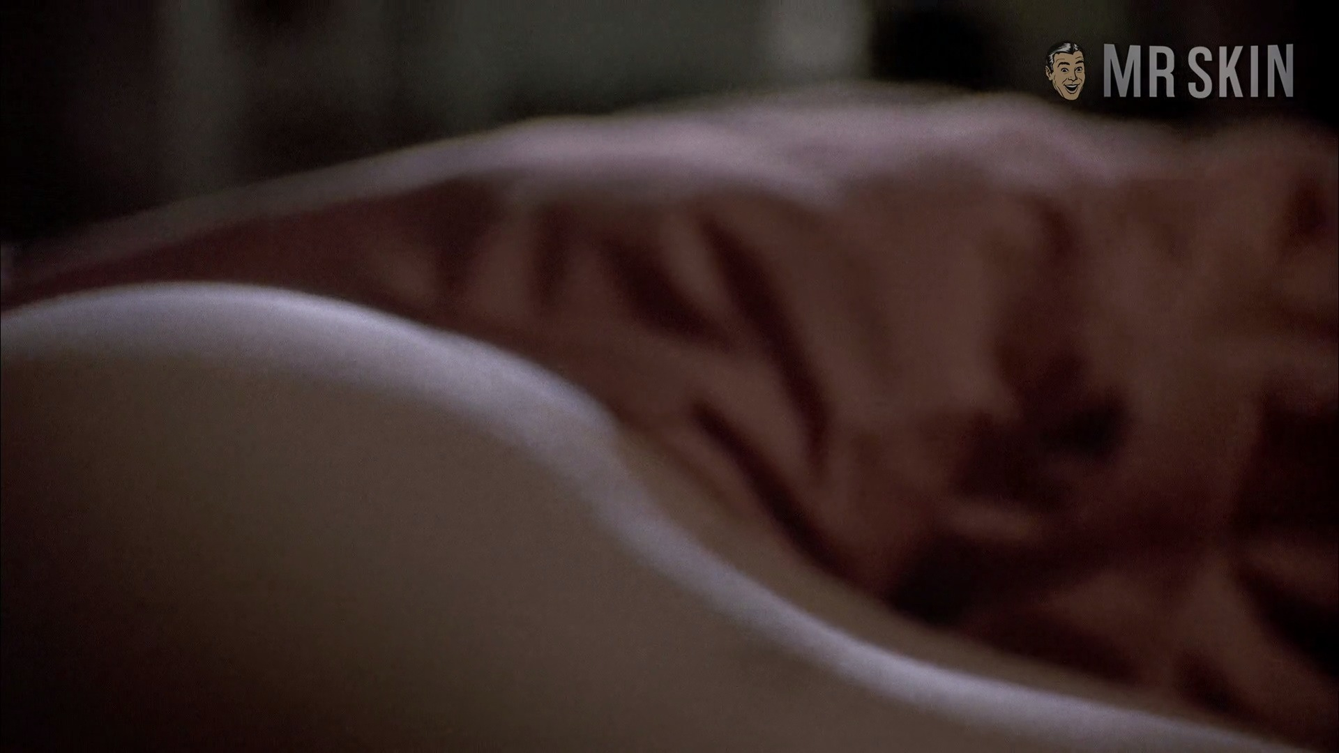 Linda Fiorentino Nude in The Last Seduction. Butt, breasts, sexy. 175546
