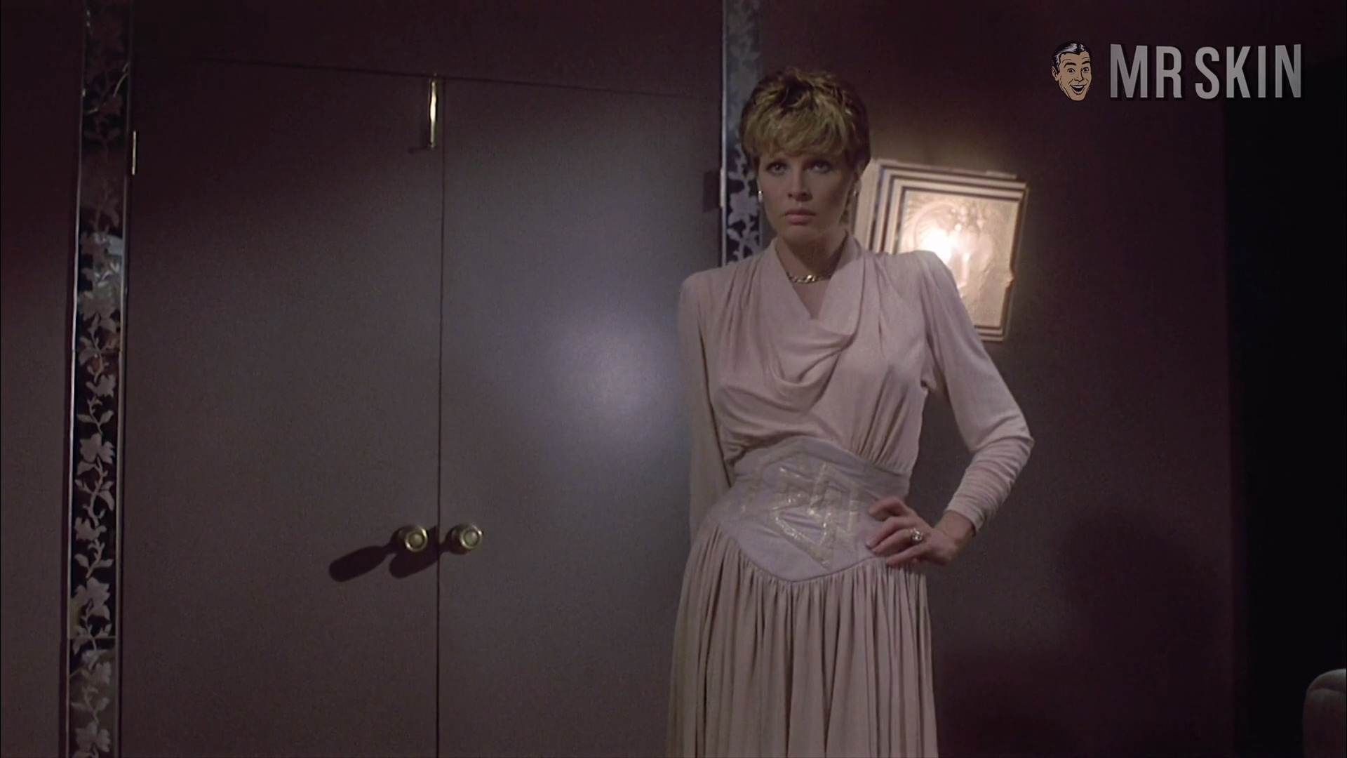 Hottest Kim Basinger Scene in The Man Who Loved Women. Sexy. 326516