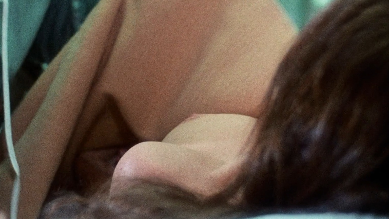Diane Keaton Nude in Looking for Mr. Goodbar. Left Breast, breasts, butt. 187966