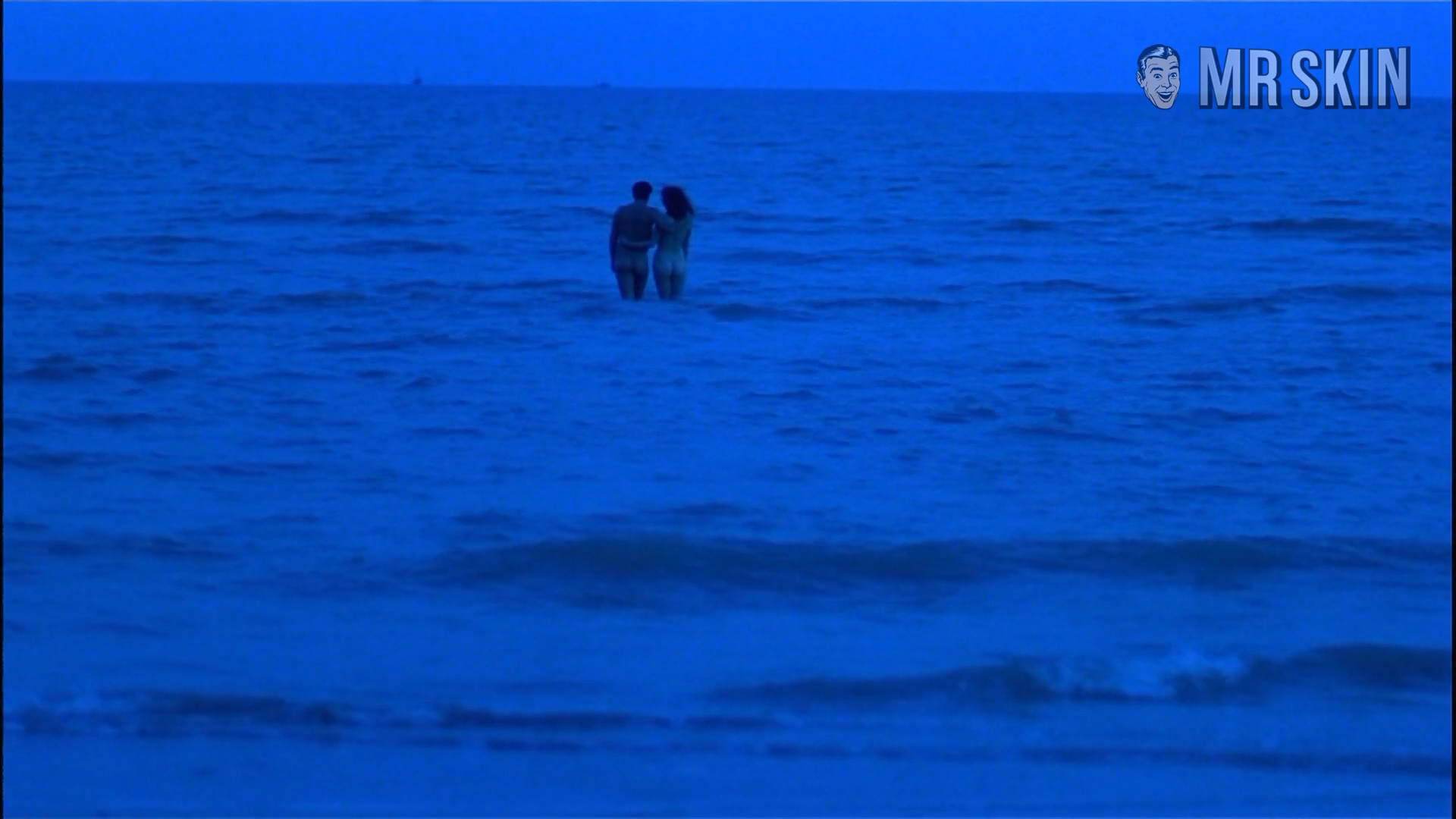 Diane Keaton Naked as Louise Bryant. Butt. 203805