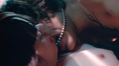Rose McGowan Nude in The Doom Generation. Breasts, Sexy, butt, underwear. 172132