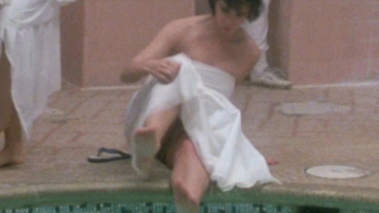 Hottest Elizabeth Perkins Scene in About Last Night.... Underwear, sexy. 217736