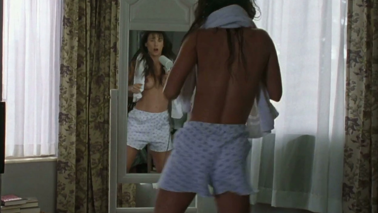 Demi Moore Naked in Striptease. Breasts, Thong, Butt, underwear. 172375