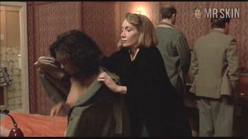 Thandiwe Newton in Flirting (1992) Breasts Breasts Underwear 172436