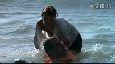 Susan Sarandon Nude as Aretha Tomalin. Breasts, sexy, underwear. 205472