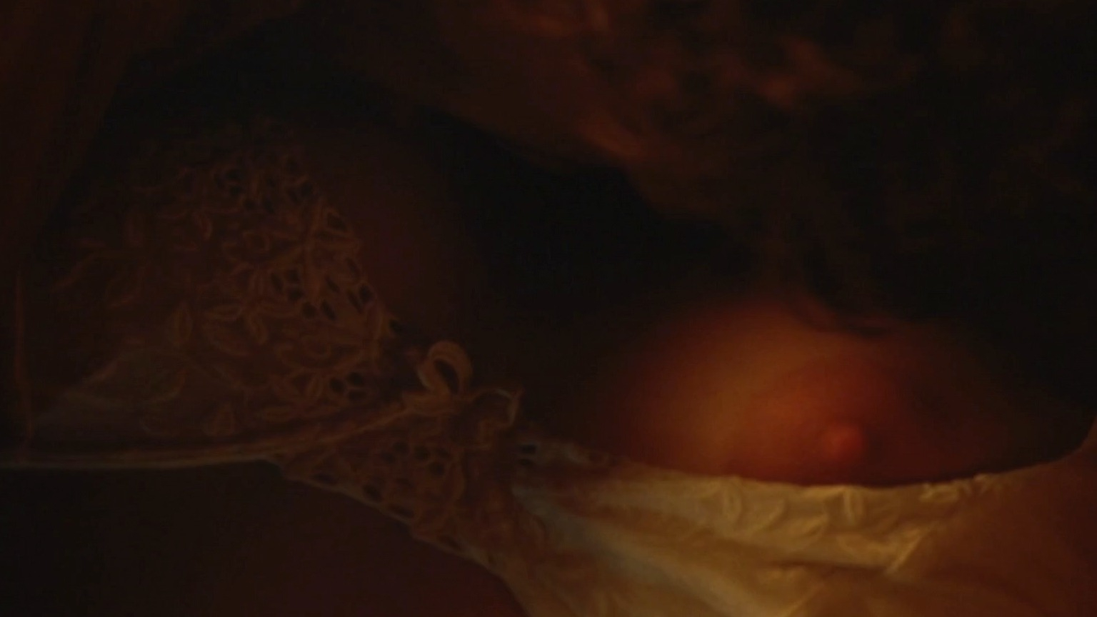 Nudes of Lucy Harmon from Stealing Beauty. Breasts, Bush, Butt, left breast, right breast. 196008