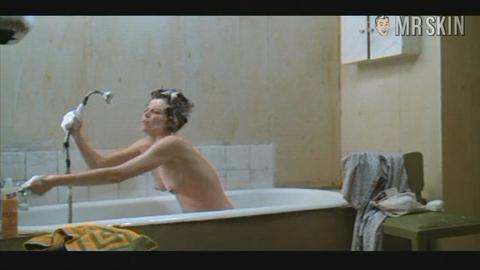 Sigourney Weaver Naked as Dr. Lauren Slaughter. Breasts, bush, butt. 188493