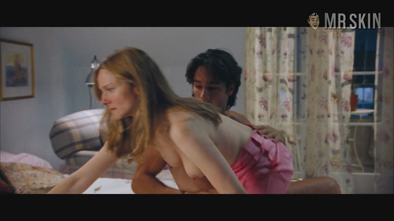 Nudes of Sarah from Love Actually. Breasts. 197046