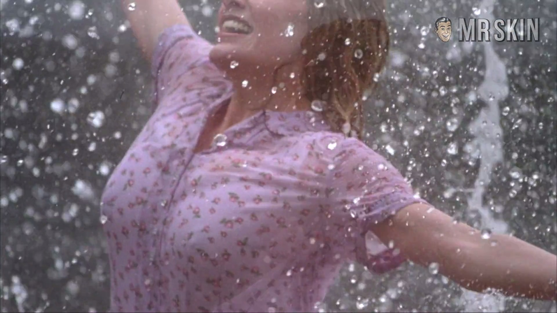 Hottest Elisabeth Shue Scene in Molly. Sexy, bush, butt. 310892
