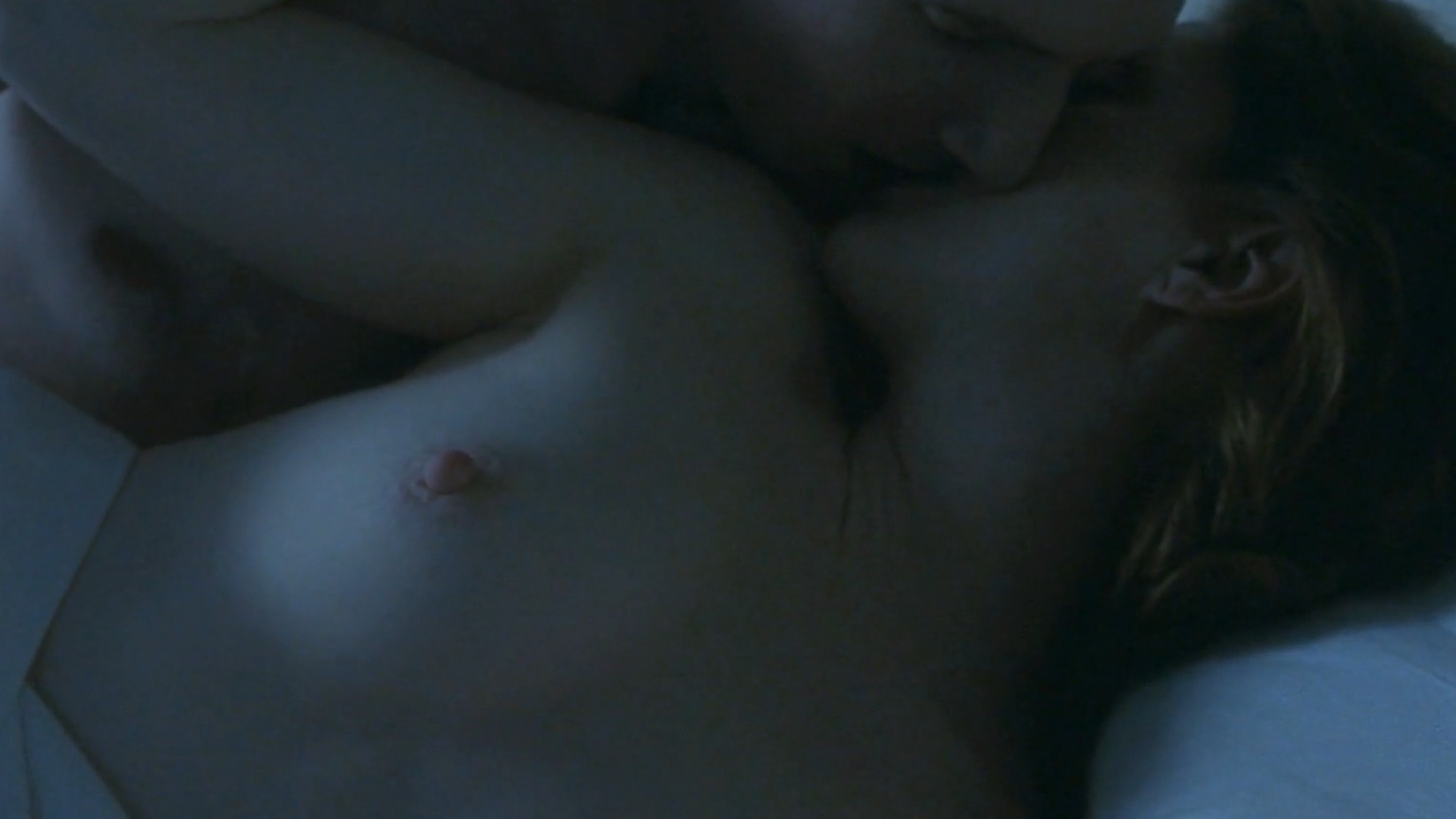 Julianne Moore Naked as Sarah Miles. Breasts, left breast, sexy. 189699