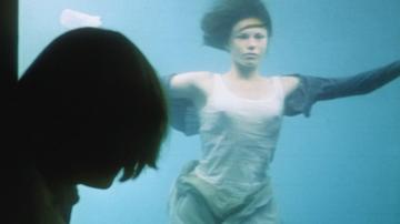 Catherine Sutherland in The Cell (2000) Sexy Breasts Sexy 196216