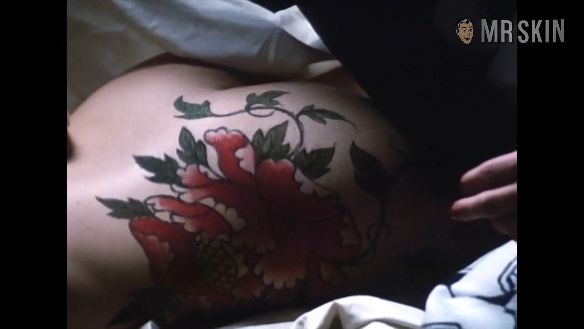 Gudrun Landgrebe, Mio Takaki in The Berlin Affair (1985) Lesbian Butt Butt Lesbian 342533