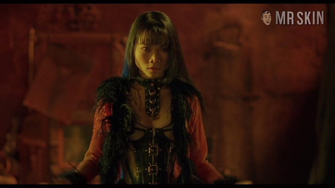 Thuy Trang in The Crow: City of Angels (1996) Sexy Sexy 250925