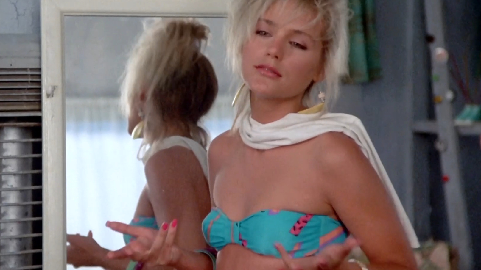 Hottest Val Scenes. Bikini. 229383