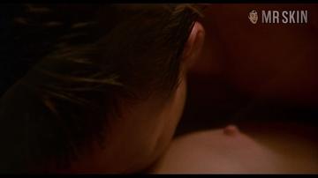 Lara Flynn Boyle in Mobsters (1991) Breasts Body Double Body Double Breasts 203135