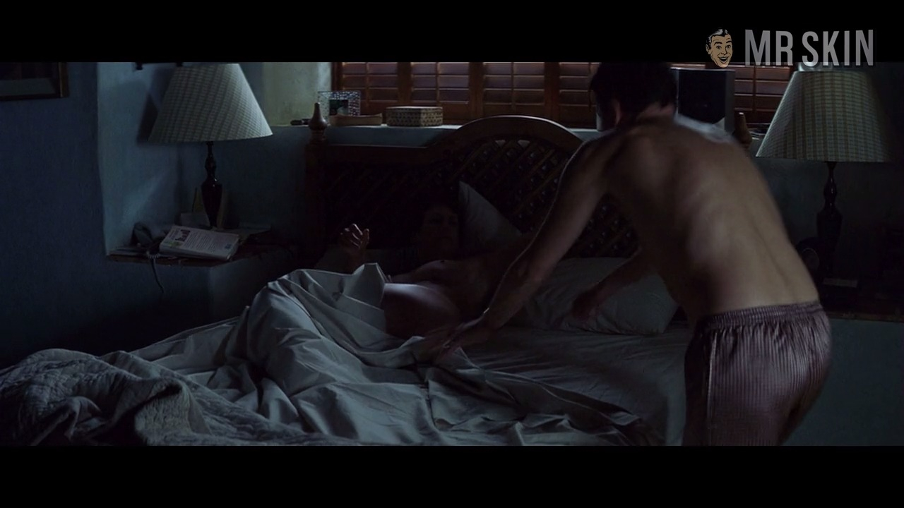 Jamie Lee Curtis in The Tailor of Panama (2001) Breasts Butt Breasts Butt 178916