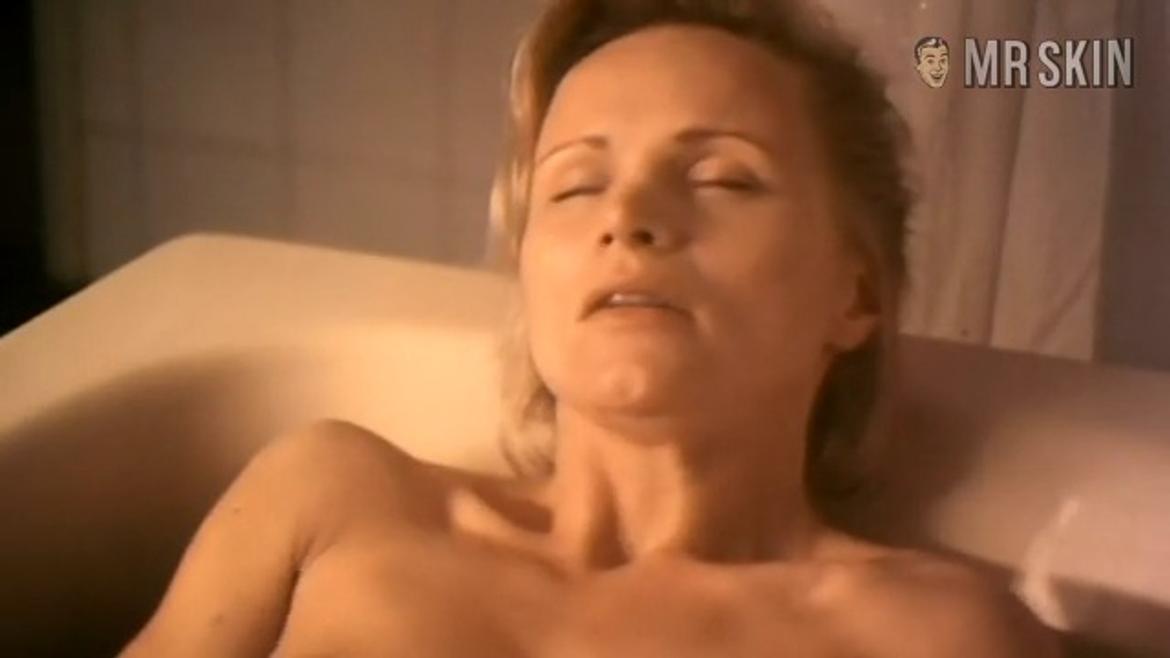 Renée Soutendijk in De Flat (1996) Breasts Bush Breasts Bush 197870