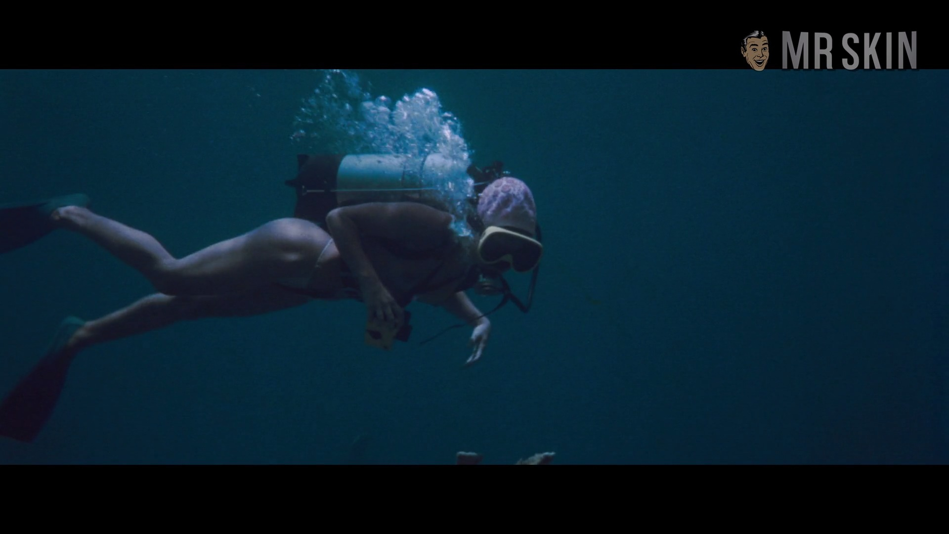 Auretta Gay in Zombie Flesh Eaters (1979) Breasts Thong Bikini Bikini Breasts 177849