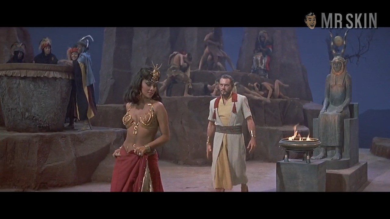 Sexiest Scenes of Sheba from Solomon and Sheba. Sexy. 209411