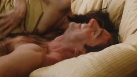 Catherine Keener Nude in The 40-Year-Old Virgin. Breasts, right nipslip, sexy. 199996