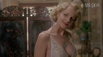 Helen Hunt in A Good Woman (2004) Sexy Sexy 205793