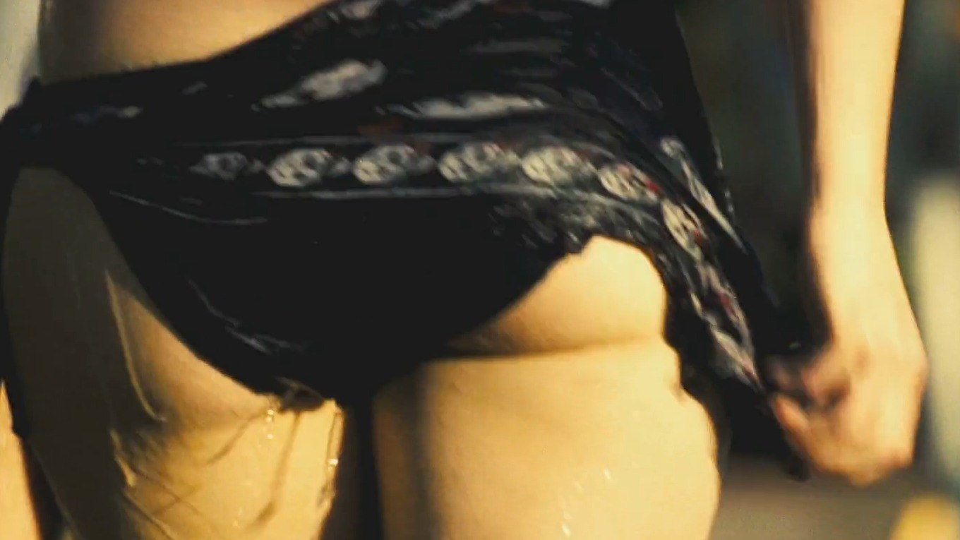 Sexiest Scenes of Domino Harvey from Domino. Bikini, breasts, butt. 200711