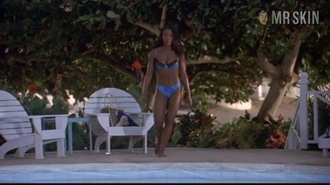 Hottest Angela Bassett Scene in How Stella Got Her Groove Back. Bikini, Sexy. 236204