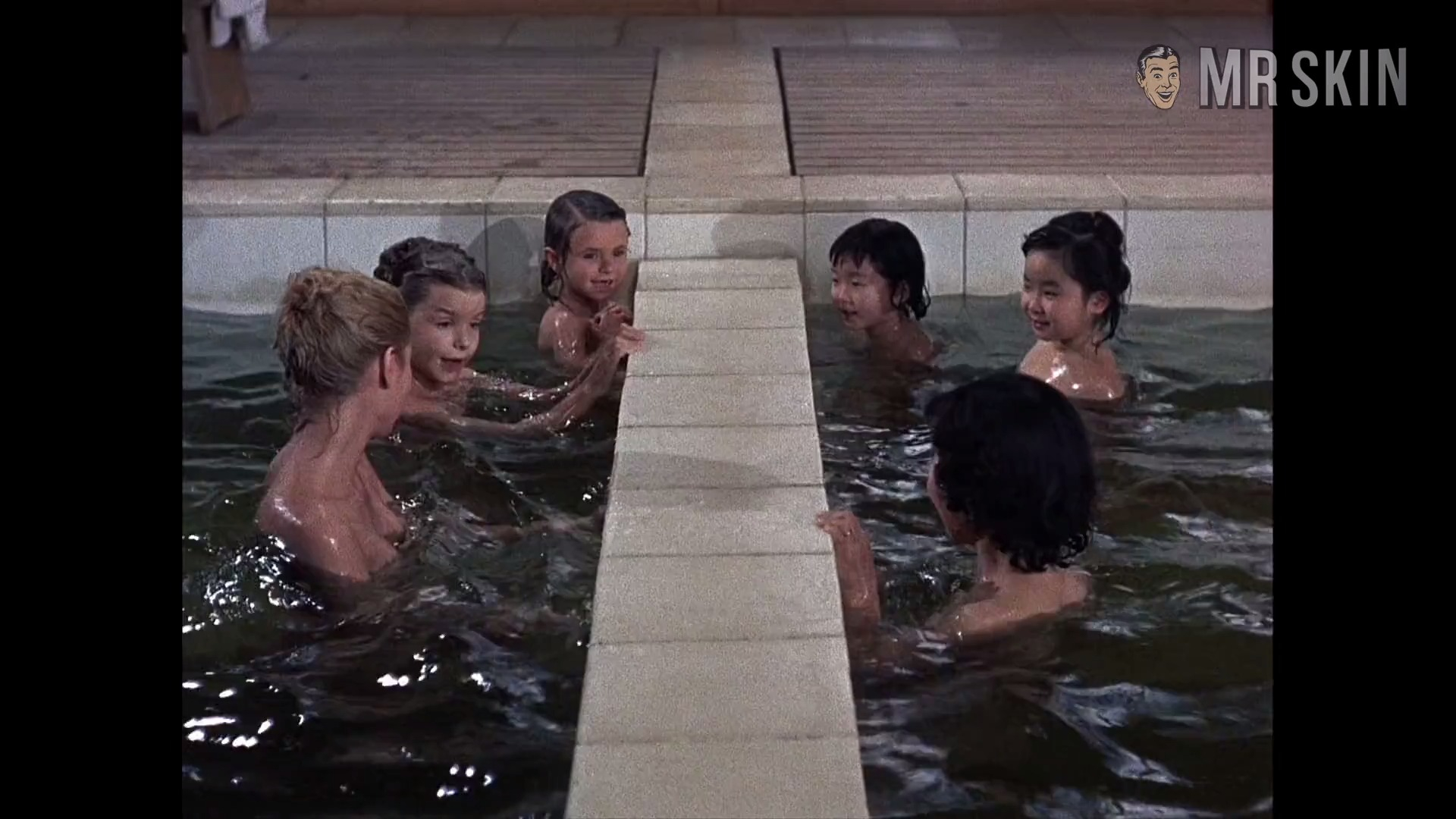 Grace Kelly in The Bridges at Toko-Ri (1954) Sexy Sexy 319145