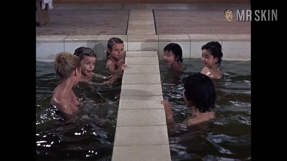 Grace Kelly in The Bridges at Toko-Ri (1954) Sexy Sexy 319145