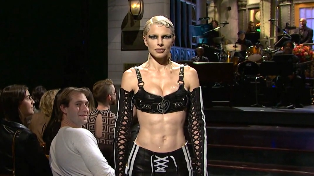 Hottest Self - Cameo (uncredited) Scenes. Underwear. 351501