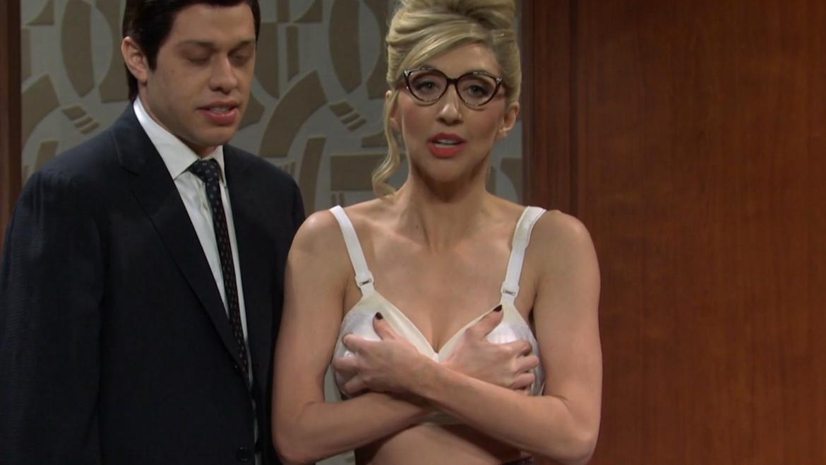Heidi Gardner in Saturday Night Live (1975) Underwear Sexy Underwear 346089