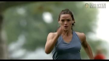 Jennifer Garner in Alias (2001-2005) Sexy Bikini Butt 213701