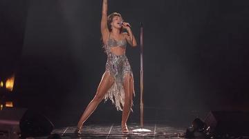 Miley Cyrus in The Grammy Awards (1959) Sexy Sexy 347573