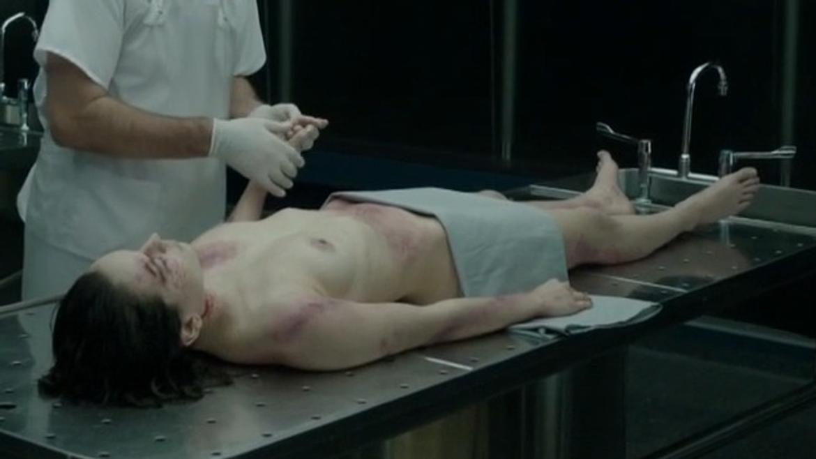Daisy Ridley in Silent Witness (1996-2018) Breasts Breasts 237378