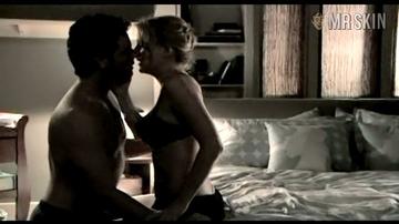Laurel Holloman in The L Word (2004-2009) Sexy Underwear Bikini Breasts 213054