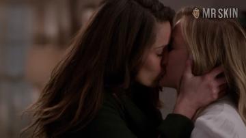 Jessica Capshaw, Stefania Spampinato in Grey's Anatomy (2005-2021) Lesbian Lesbian Underwear 267312