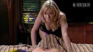 Yvonne Strahovski in Chuck (2007-2011) Underwear Bikini Sexy 215296