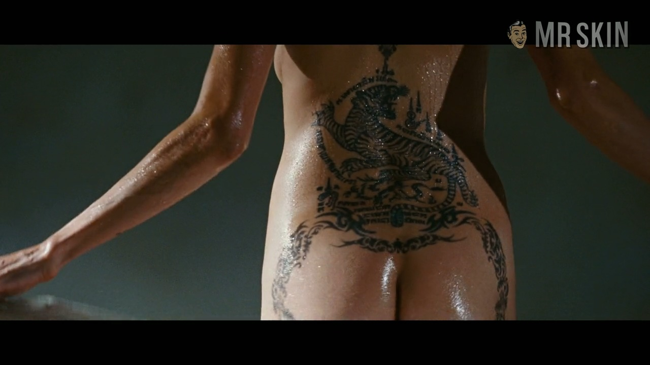 Angelina Jolie in Wanted (2008) Butt Butt Sexy 210945