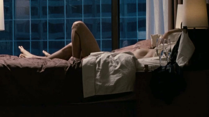 Alice Braga Naked as Woman with Dark Glasses. Left Breast, breasts, butt. 215379