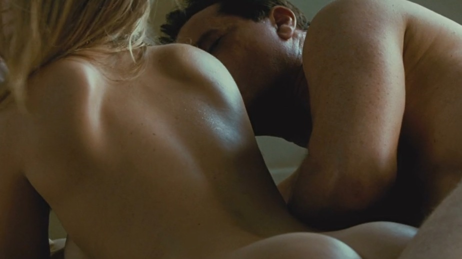 Alice Eve Naked in Crossing Over. Breasts, Butt. 215569