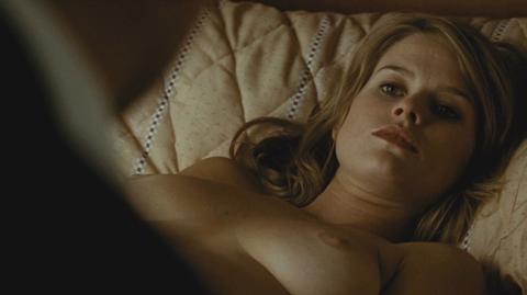 Alice Eve Nude in Crossing Over. Breasts, butt. 221614