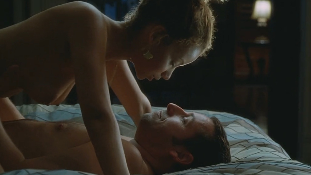 Nydia McFadden in Funny People (2009) Breasts Bikini Breasts 217483