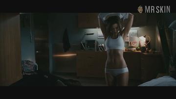 Kate Beckinsale in Whiteout (2009) Underwear Sexy Underwear 218041