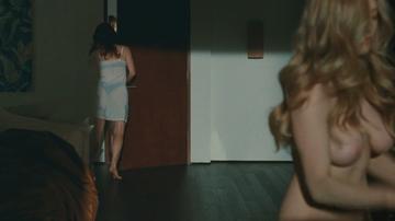 Julianne Moore, Amanda Seyfried in Chloe (2010) Sexy Thong Underwear Breasts Breasts Butt 218106