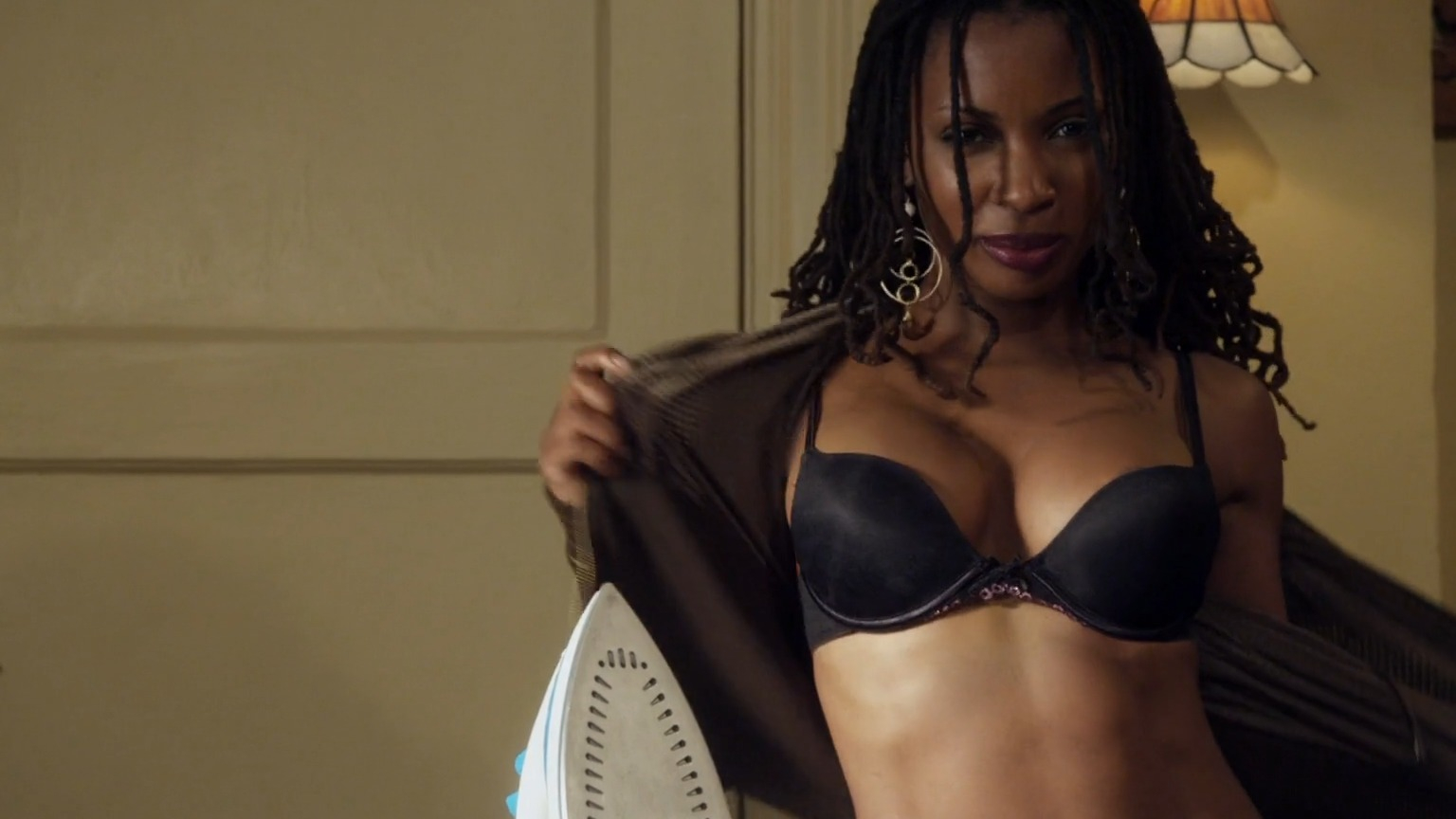 Shanola Hampton Naked in Shameless. Underwear, Right Breast, bikini, breasts. 223747